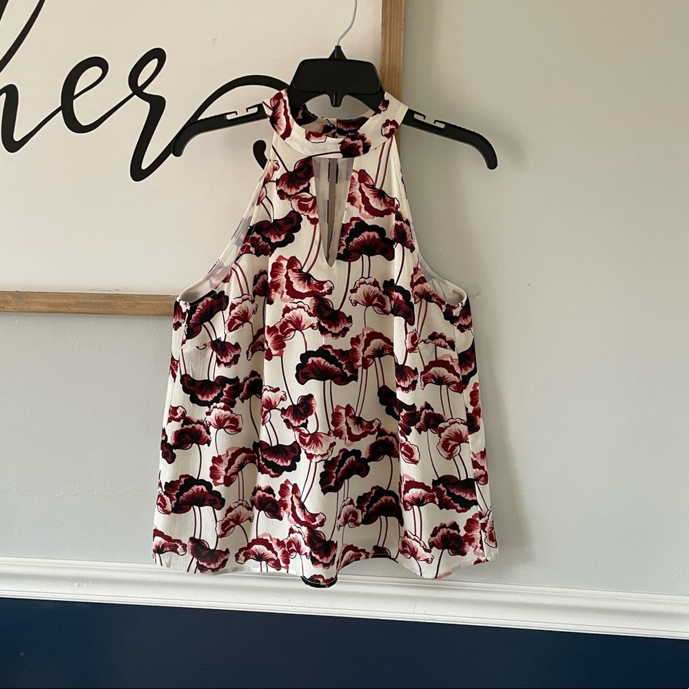 🌸Carolina Belle Mock Halter Tank Medium🌸